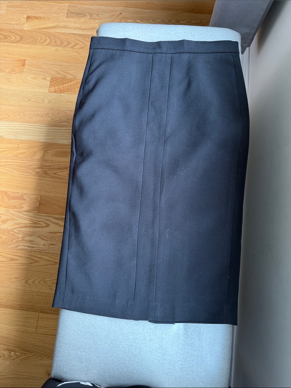 La Femme Black Pencil Skirt - Sleek Office Staple